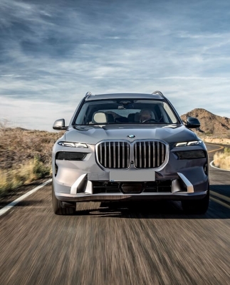 Полировка фар BMW X7 Полировка фар BMW X7 